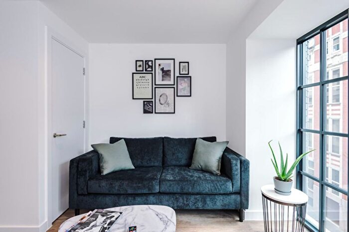 1 Bedroom Flat To Rent In George Street, Manchester, M1