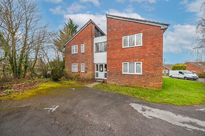 Studio To Rent In Reedmace Close, Waterlooville, PO7