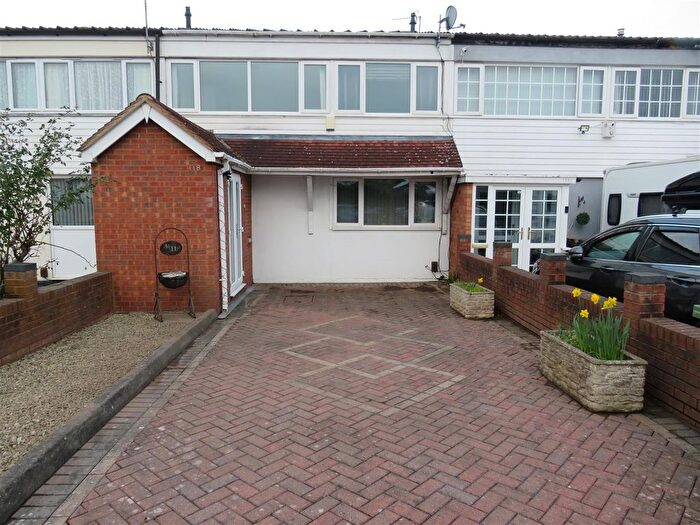 3 Bedroom Terraced House For Sale In Anglesey Avenue, Birmingham, B36