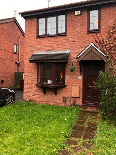 3 Bedroom Mews To Rent In Corkland Road, M21