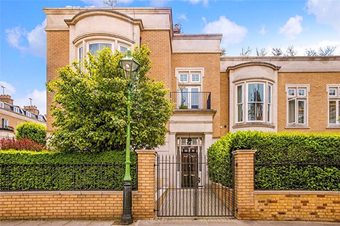 1 Bedroom Flat To Rent In Wycombe Square, London, W8