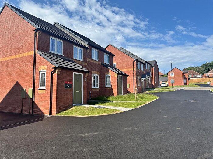 3 Bedroom Semi-Detached House To Rent In Burmese Road, Pinxton, NG16