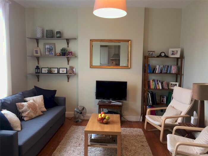 2 Bedroom Flat To Rent In Brigstock Road, Thornton Heath, CR7