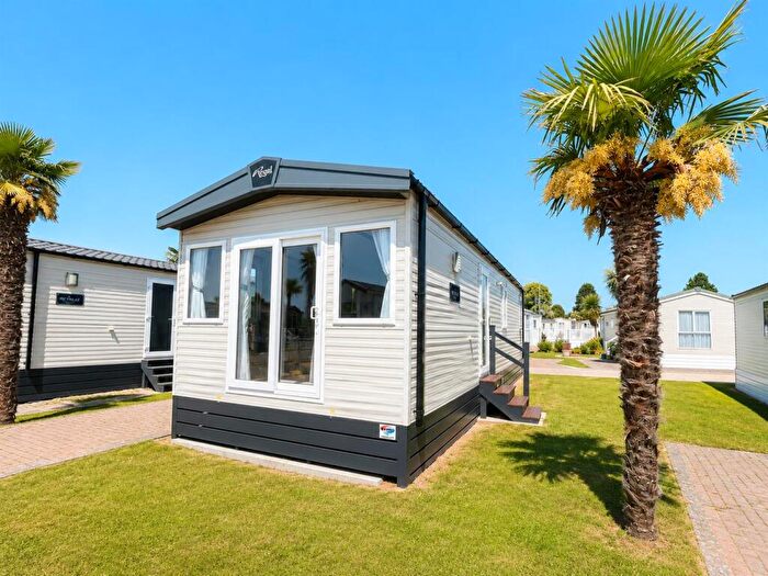 2 Bedroom Park Home For Sale In Monkton Street, Monkton, Ramsgate, CT12