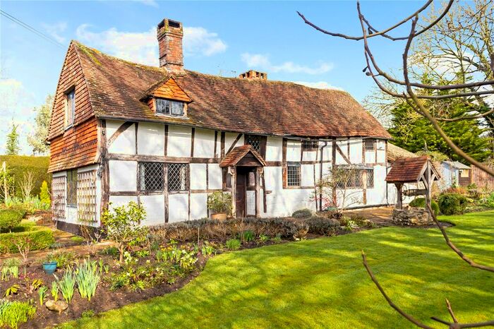 3 Bedroom Detached House For Sale In Loxwood Road, Plaistow, Billingshurst, West Sussex, RH14