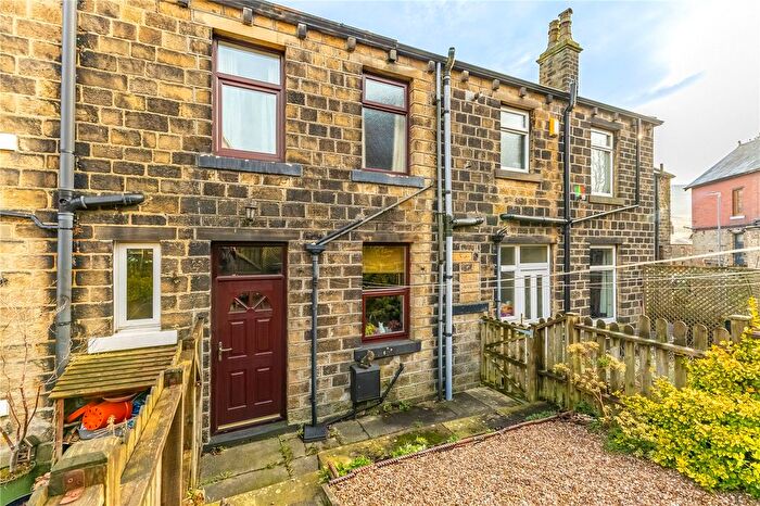 2 Bedroom Terraced House For Sale In Grange Avenue, Marsden, Huddersfield, HD7