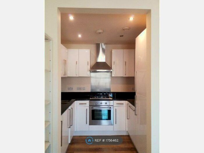 2 Bedroom Flat To Rent In Grays Inn Road, London Chancery Lane, WC1X