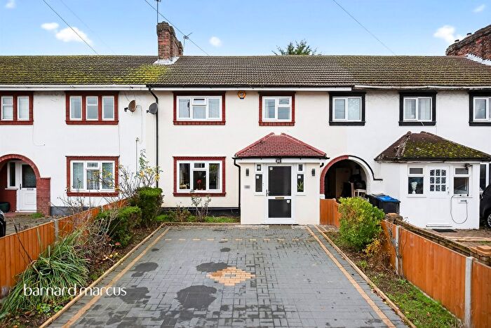 4 Bedroom Terraced House For Sale In Claremont Avenue, New Malden, KT3