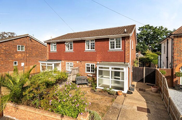 3 Bedroom Semi-Detached House For Sale In Hersham, Surrey, KT12
