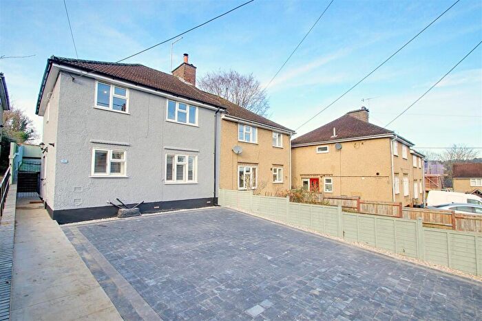 3 Bedroom Semi-Detached House To Rent In Woodlands Avenue, Berkhamsted, HP4