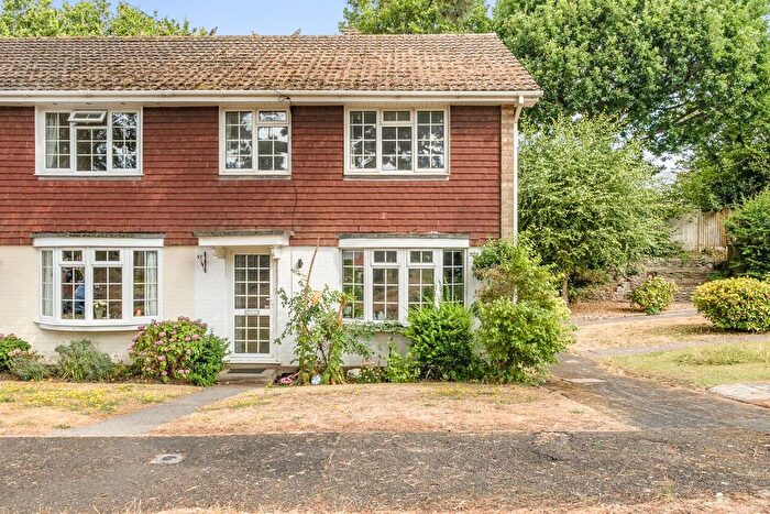 3 Bedroom Terraced House For Sale In Leigh Park, Lymington, SO41