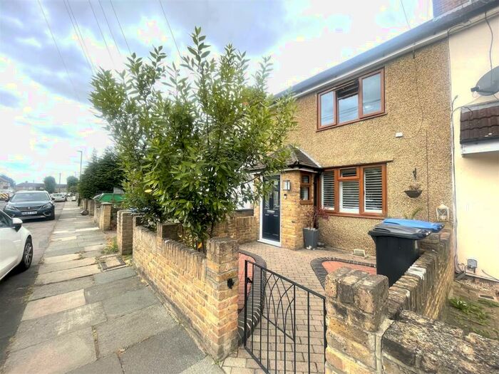 2 Bedroom Semi-Detached House To Rent In Redlands Road, Enfield, EN3