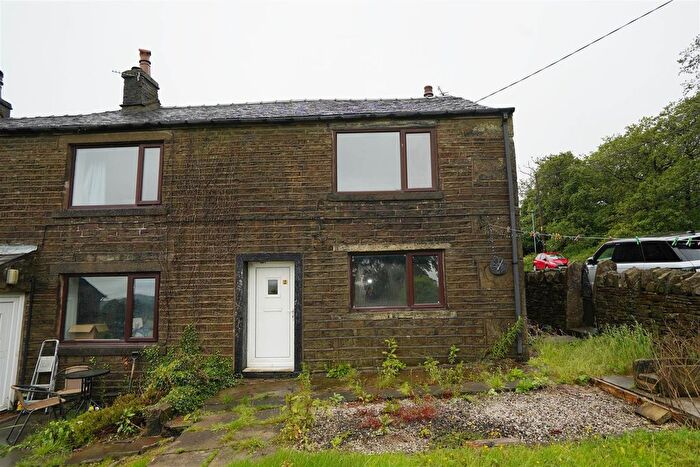 2 Bedroom Cottage To Rent In Broadhead Road, Turton, Bolton, BL7