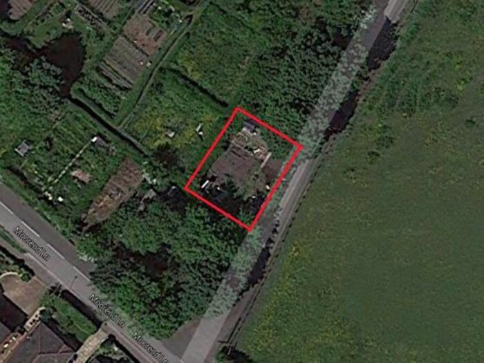 Land To Rent In Moorend Lane, Silkstone Common, Barnsley, S75