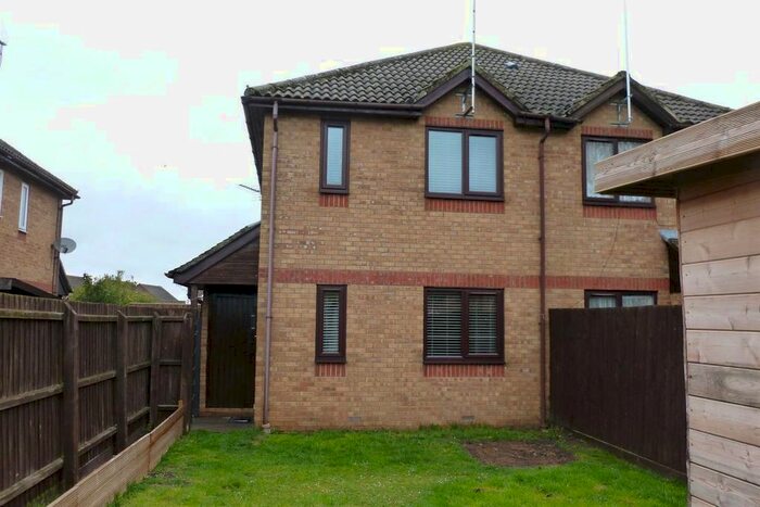 1 Bedroom Detached House To Rent In Chantry Close, Chatteris, PE16