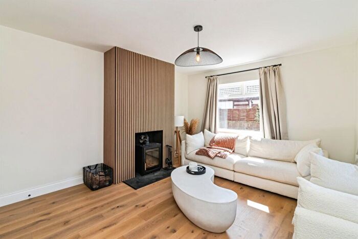 4 Bedroom Detached House For Sale In Gunton St. Peters Avenue, Lowestoft, NR32