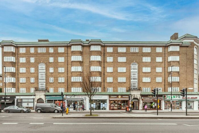 4 Bedroom Flat To Rent In Streatham High Road, Streatham Hill, London, SW16