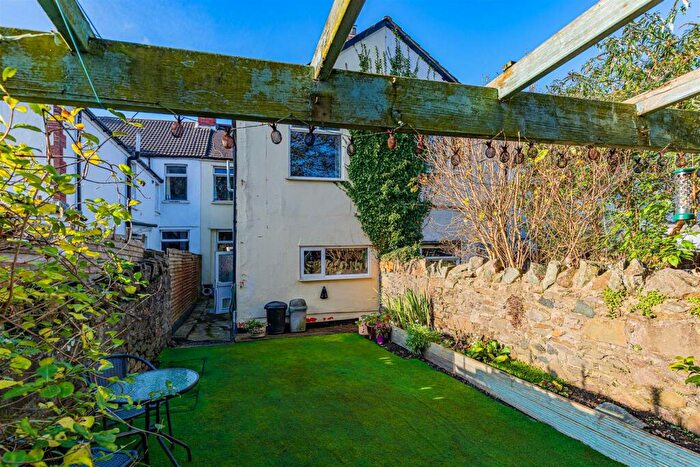 3 Bedroom Terraced House For Sale In Moorland Road, Splott, Cardiff, CF24