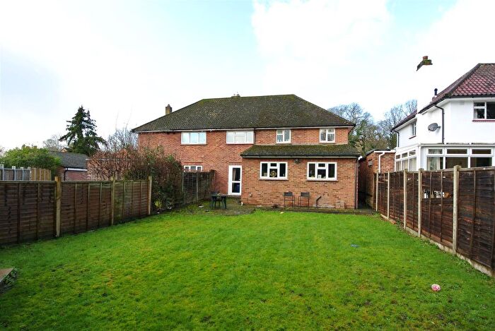7 Bedroom Property To Rent In Spring Rise, Englefield Green, Egham, TW20