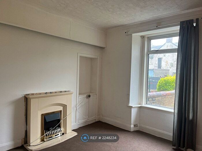 1 Bedroom Flat To Rent In Main Street, Newmilns, KA16