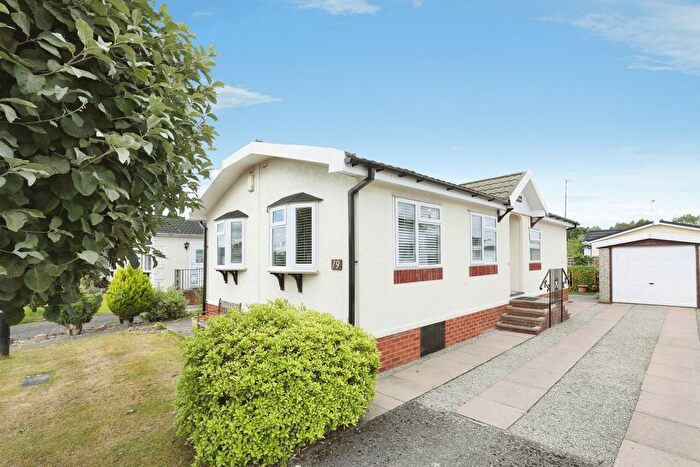 2 Bedroom Park Home For Sale In The Brambles, Wincham, Northwich, CW9