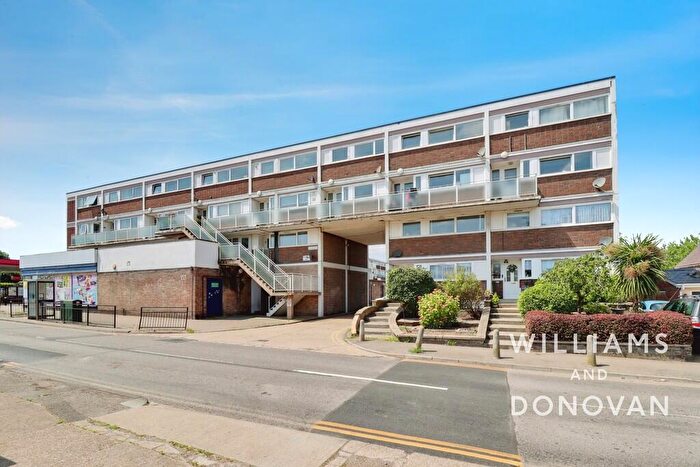 3 Bedroom Maisonette For Sale In Manor Road, Benfleet, SS7