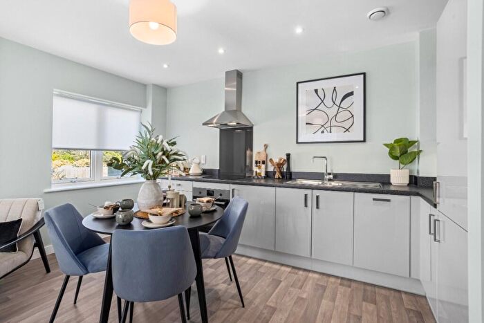 2 Bedroom Apartment For Sale In Riverside West, West Street, Erith, Kent, DA8