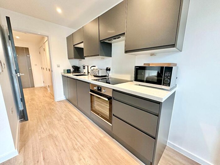 1 Bedroom Apartment For Sale In Bedroom Apartment - Coates House, BS48
