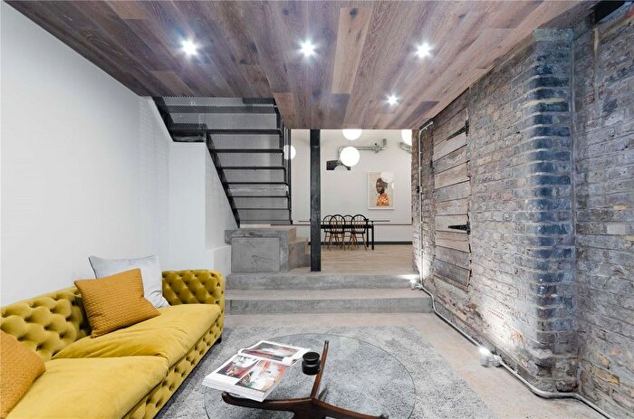 1 Bedroom Flat To Rent In Ladbroke Grove, Notting Hill, Kensington Amp; Chelsea, W10