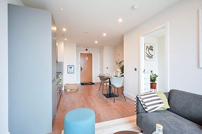 1 Bedroom Apartment To Rent In Uncle Leeds, Whitehall, LS12