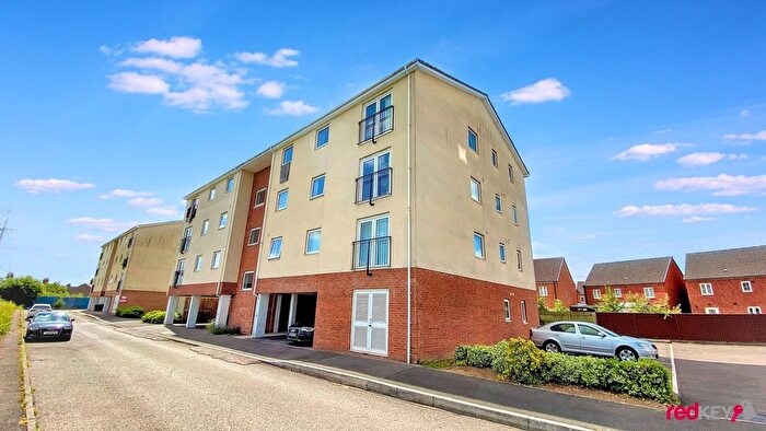 2 Bedroom Flat To Rent In Liberty Grove, Newport, NP19