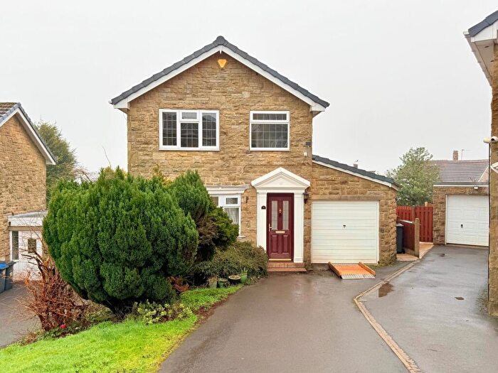 4 Bedroom Detached House For Sale In High Ash Park, Allerton, Bradford, BD15