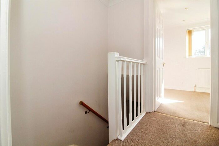 3 Bedroom Terraced House For Sale In Ringer Way, Clowne, Chesterfield, S43