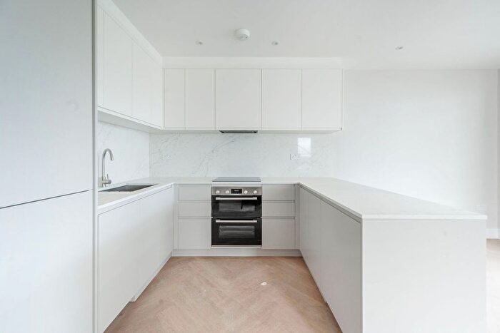 1 Bedroom Flat For Sale In Lynton Road, Acton, London, W3