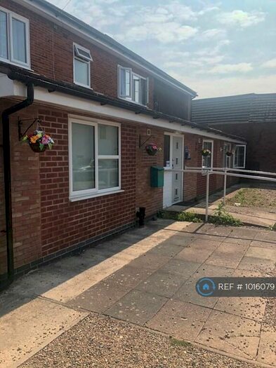 Studio To Rent In Loughborough Rd, Hathern, Loughborough, LE12