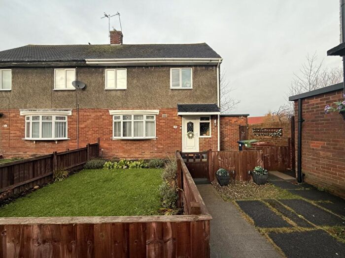 3 Bedroom Semi Detached House For Sale In Swindon Square, Sunderland, SR3