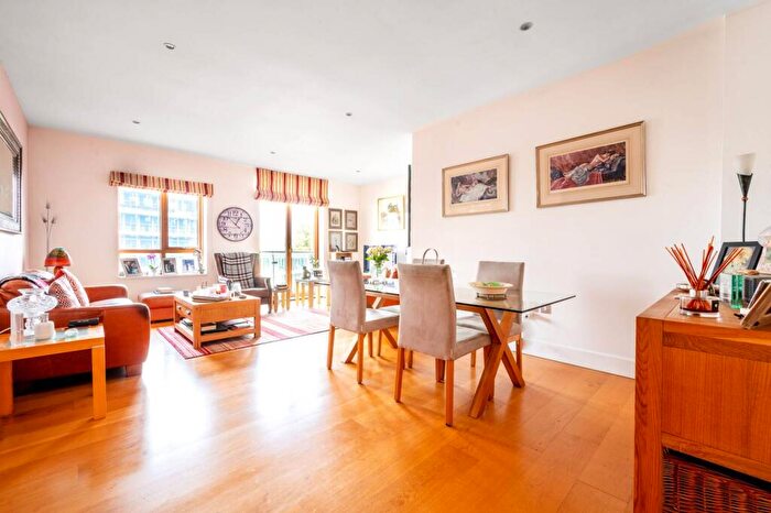 3 Bedroom Flat To Rent In Epsom Road, Guildford, GU1