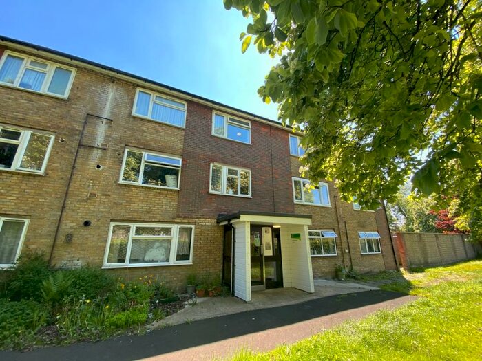 2 Bedroom Apartment To Rent In Dellcut Road, Hemel Hempstead, HP2