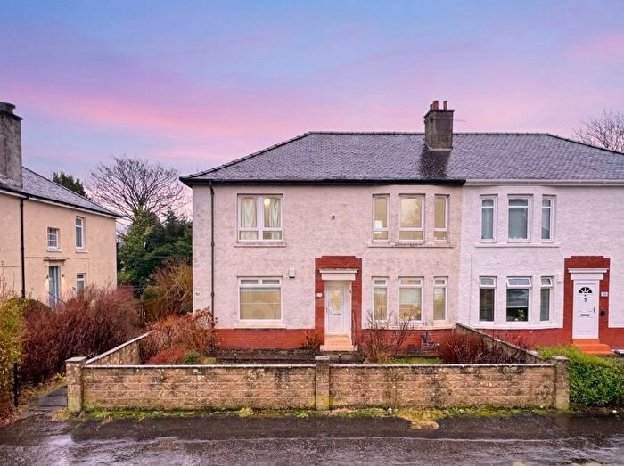 2 Bedroom Flat For Sale In Dykebar Avenue, Glasgow, G13