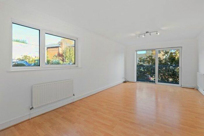 2 Bedroom Flat To Rent In A Lower Downs Road, London, SW20
