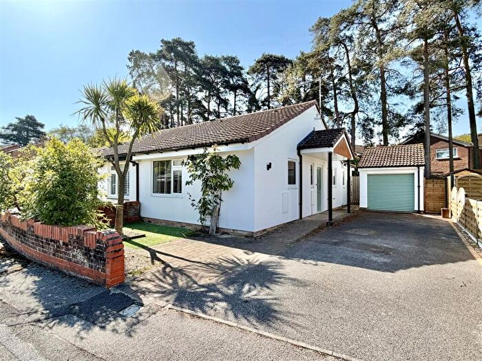 1 Bedroom Semi-Detached Bungalow For Sale In Nightjar Close, Creekmoor, BH17