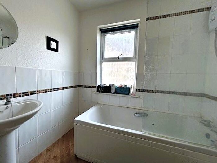 5 Bedroom House To Rent In Cavendish Road, Felixstowe, IP11