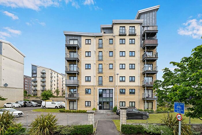2 Bedroom Flat For Sale In / Hesperus Crossway, Granton, Edinburgh, EH5