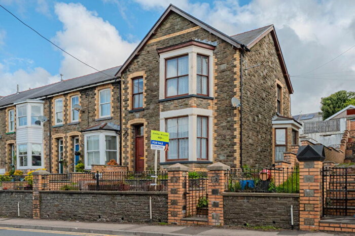 5 Bedroom End Of Terrace House For Sale In Cwmavon Road, Blaenavon, NP4