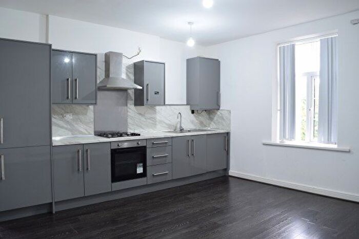 2 Bedroom Flat To Rent In East Park Road, Blackburn, BB1