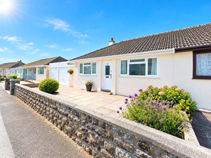 2 Bedroom Bungalow For Sale In Roeselare Avenue, Torpoint, Cornwall, PL11