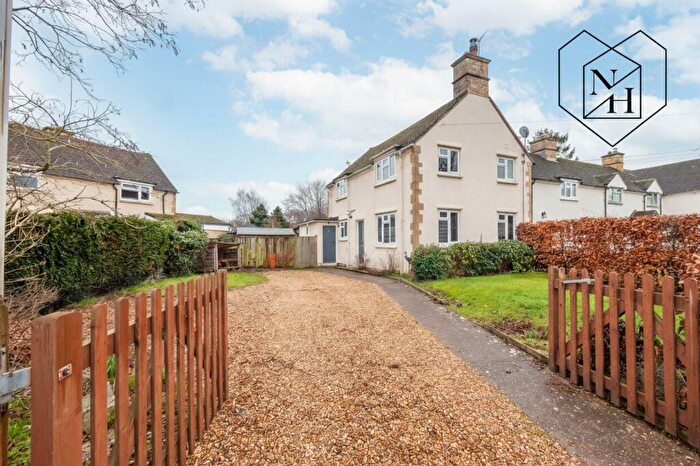 3 Bedroom Semi Detached House For Sale In Orchard Place, Clifford Chambers, CV37