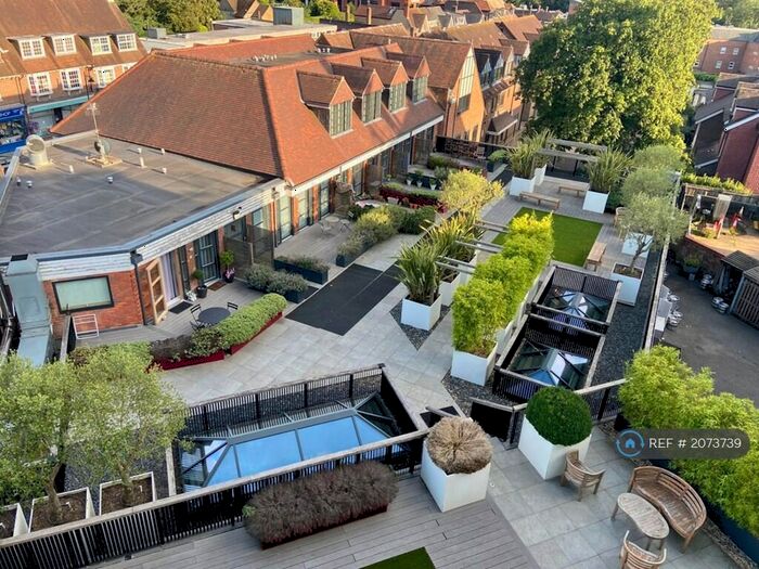 3 Bedroom Penthouse To Rent In Chesham Road, Amersham, HP6