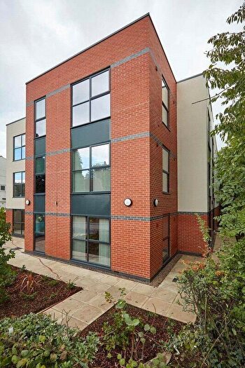 7 Bedroom Apartment To Rent In Frederick Road, Selly Oak, Birmingham, West Midlands, B29