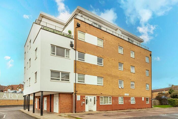 1 Bedroom Flat For Sale In Butterfly Court, East Ham, London, E6